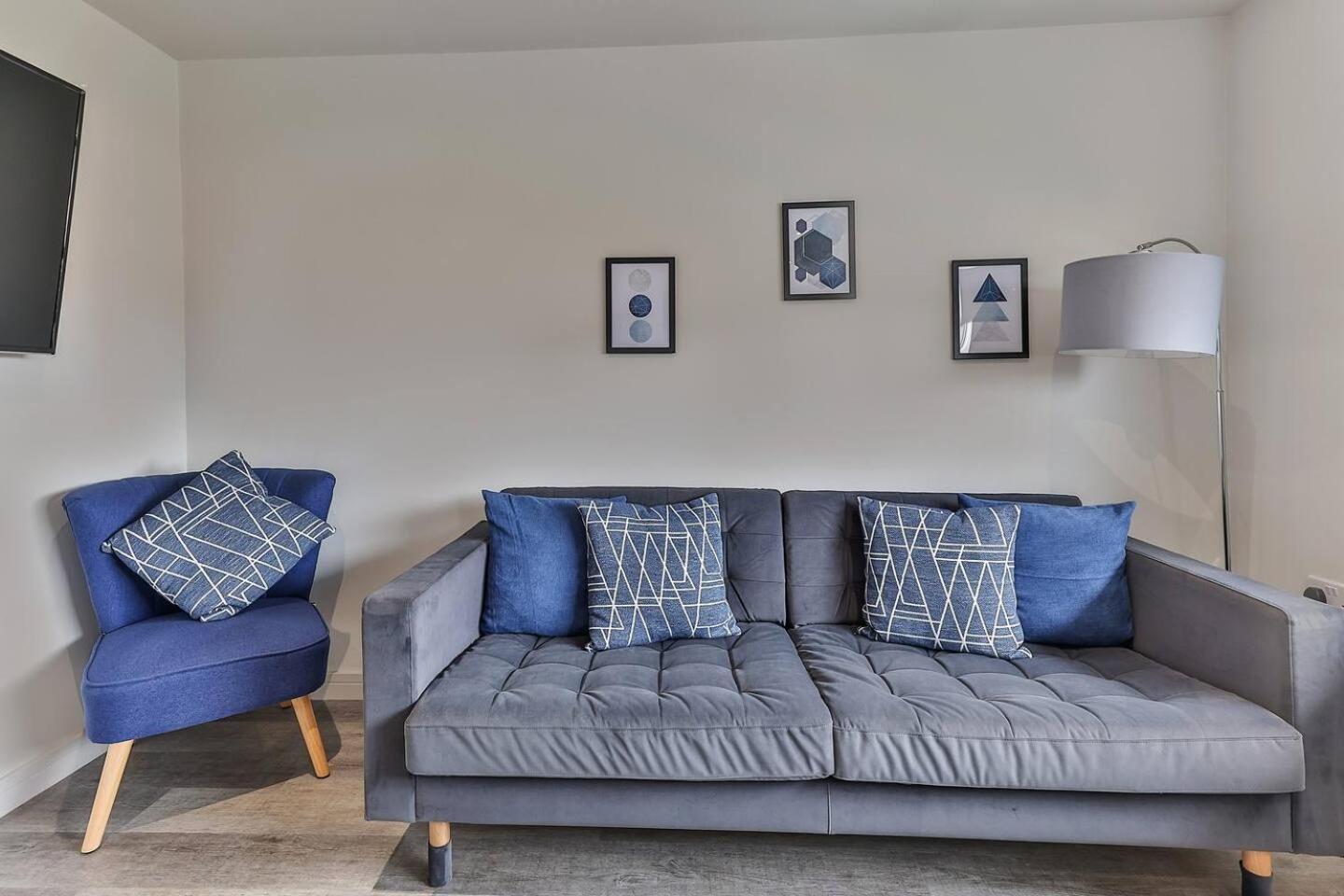 Newly Renovated 3 Bed 2 Bath Apartment & Parking 谢菲尔德 外观 照片