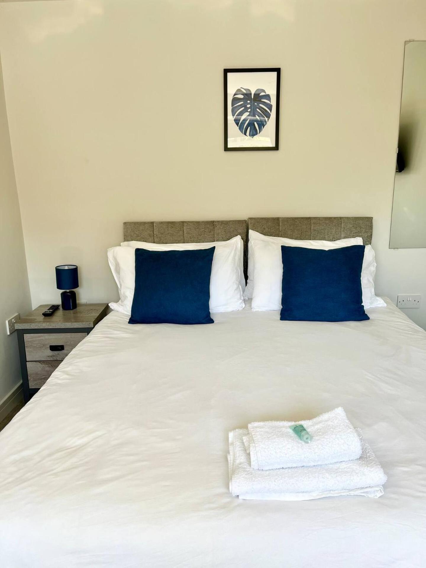 Newly Renovated 3 Bed 2 Bath Apartment & Parking 谢菲尔德 外观 照片